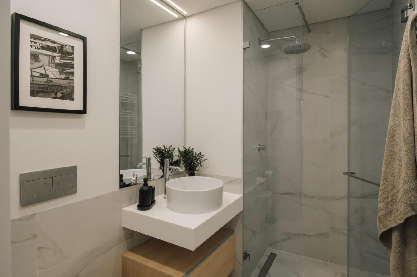 Legno - 2 Bedrooms In Santo Antonio Apartment Lissabon